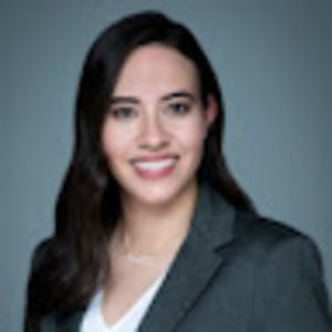 Meet your Posher, Nicole paola